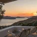 Milos Sunset Delux Tripití